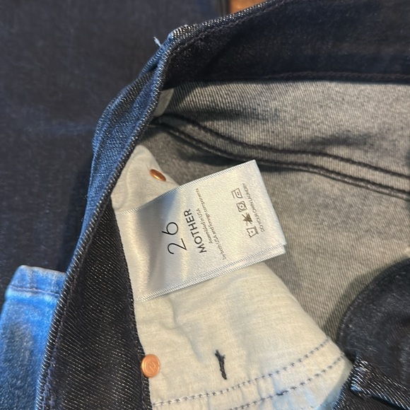 Mother Mid Rise Dazzler Ankle Jean - Picture 3 of 16